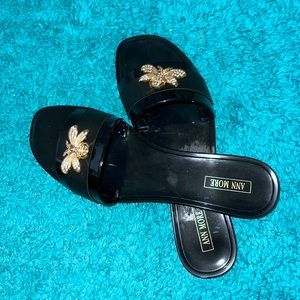 Ann More, size 10(40)